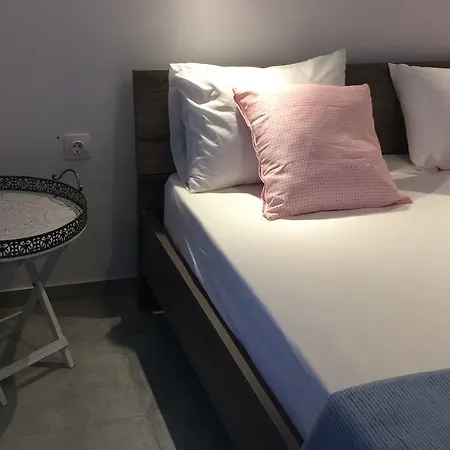 Iliana 公寓式酒店 贝尼蔡斯