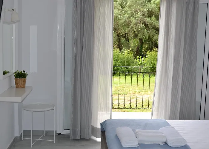 Апарт-отель Iliana